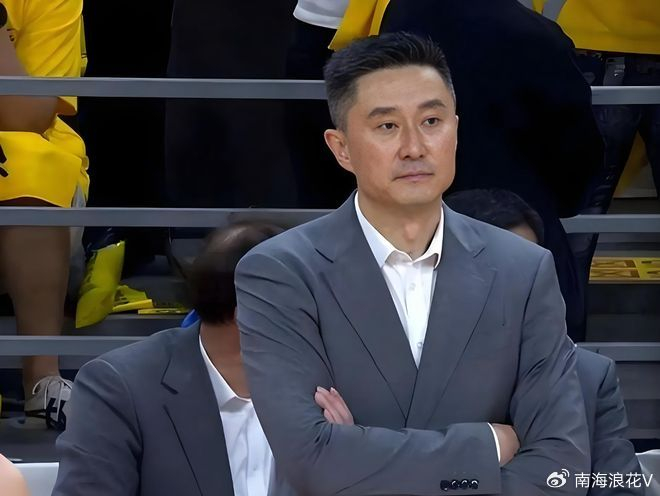 kaiyun-2米26中锋,砍24分14板大号两双，完爆同曦内线， 球迷：杜锋怎么看？|广州队|南京同曦|加时赛|徐昕|郭昊文_新浪体育_新浪新闻